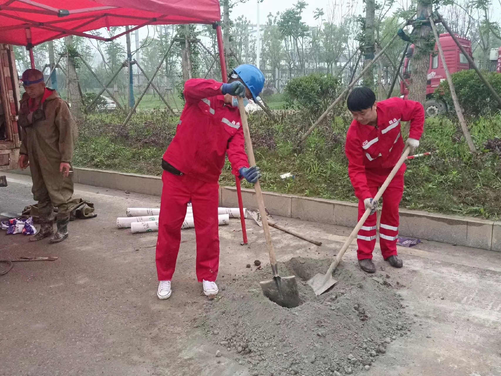 胡场镇管道疏通哪家好】及时进行市政管道清淤